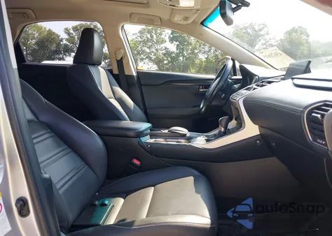 2015 Lexus Nx 200T z USA, uszkodzony, nr VIN JTJYARBZ2F2012208